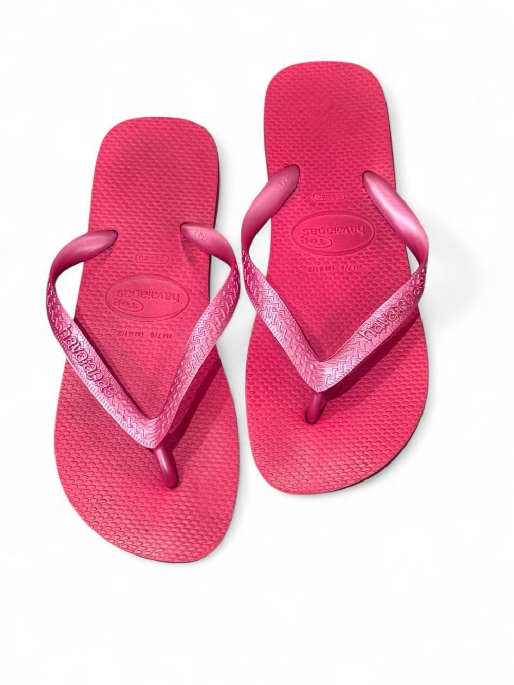 Havaianas Hot Pink Flip Flops, size 7/8.